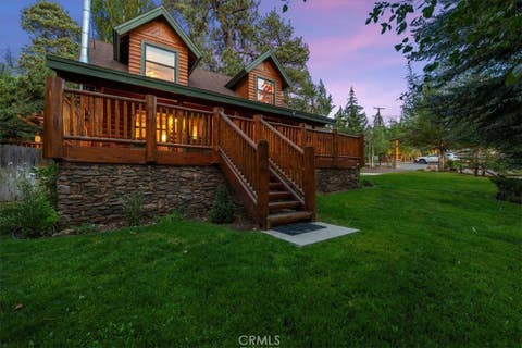Photo of 39456 Lake Drive, Big Bear Lake, CA 92315 (MLS # PW26174752)