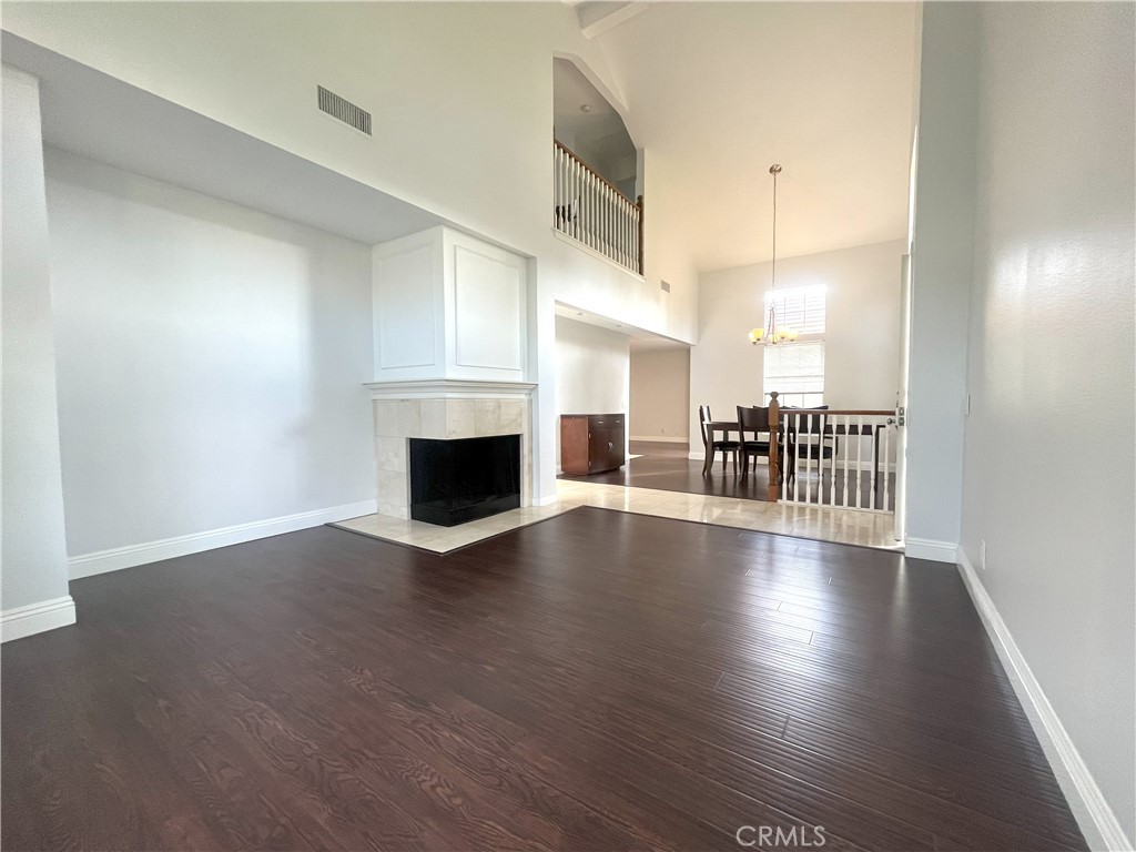 Columbia Square (CS) - Residential Lease