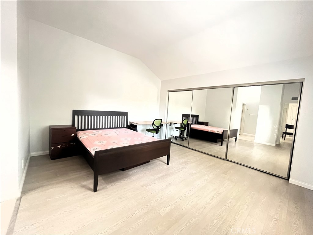 Columbia Square (CS) - Residential Lease