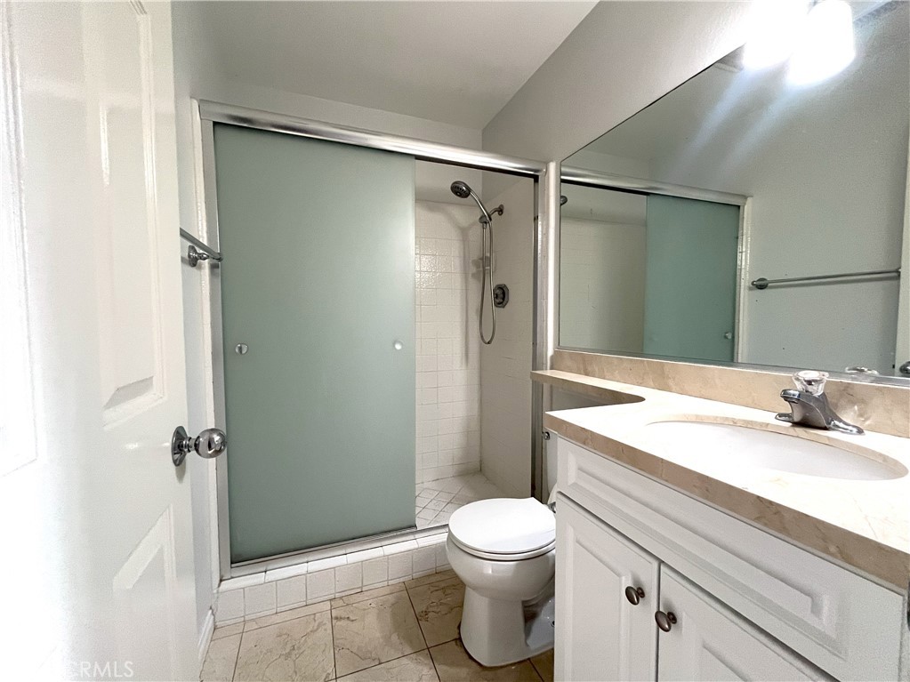 Columbia Square (CS) - Residential Lease