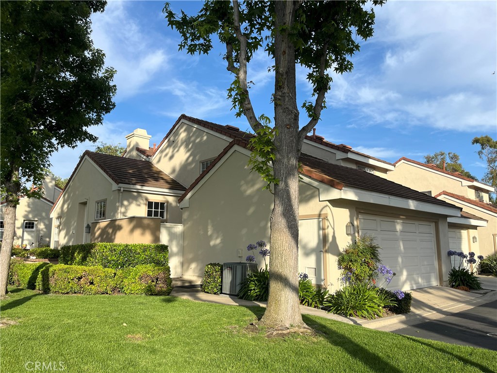 Columbia Square (CS) - Residential Lease