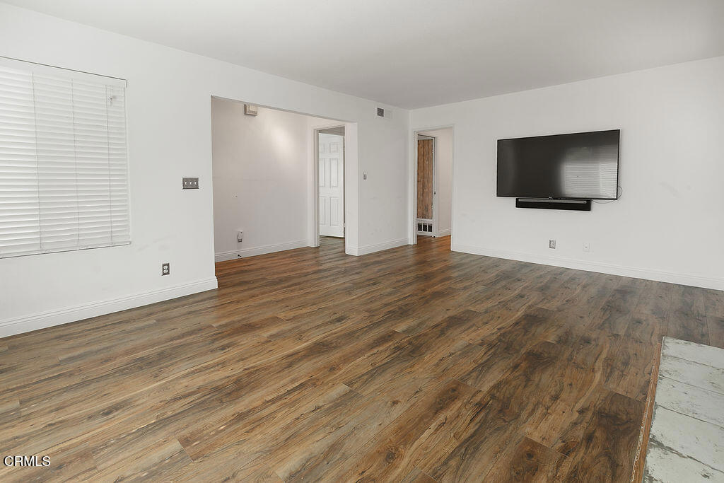 Village Glen-724 - Residential Lease