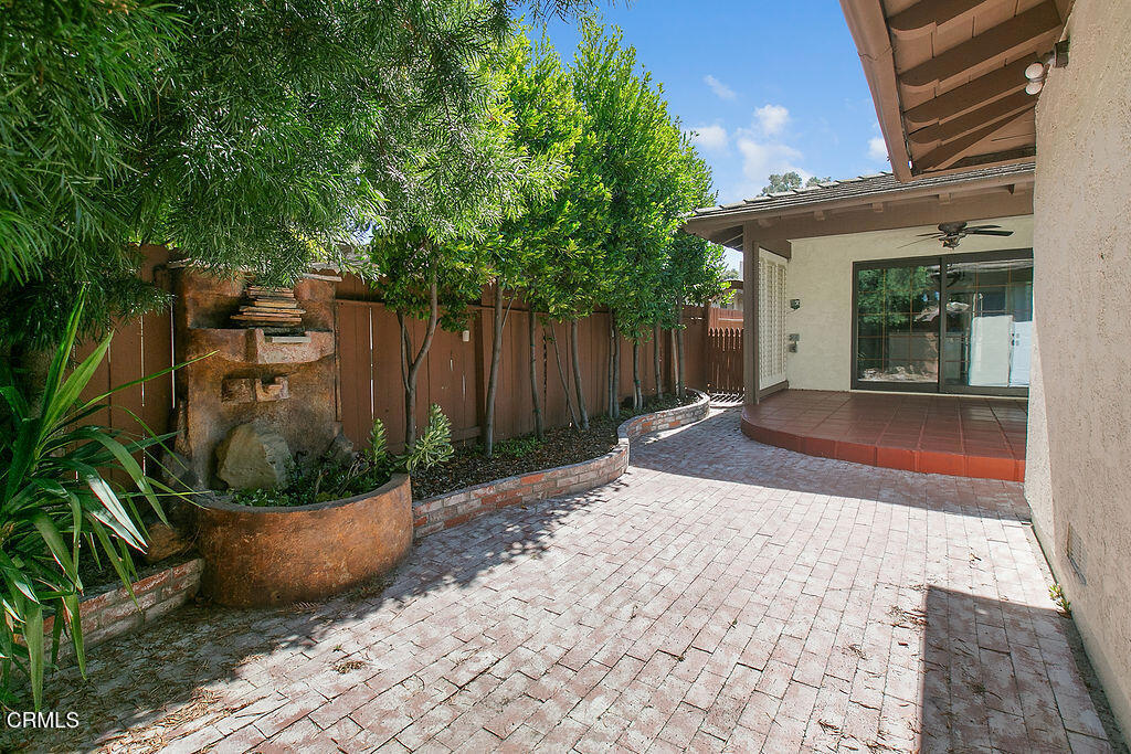 Village Glen-724 - Residential Lease