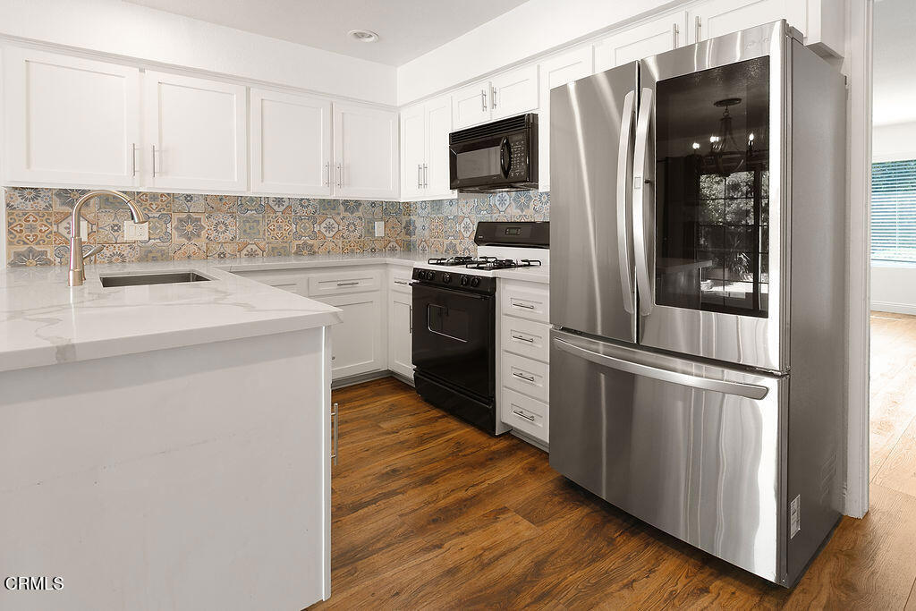 Village Glen-724 - Residential Lease