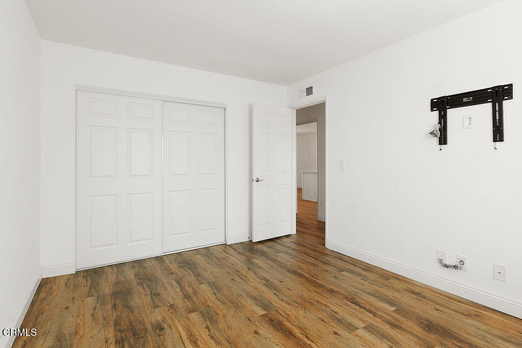 Village Glen-724 - Residential Lease