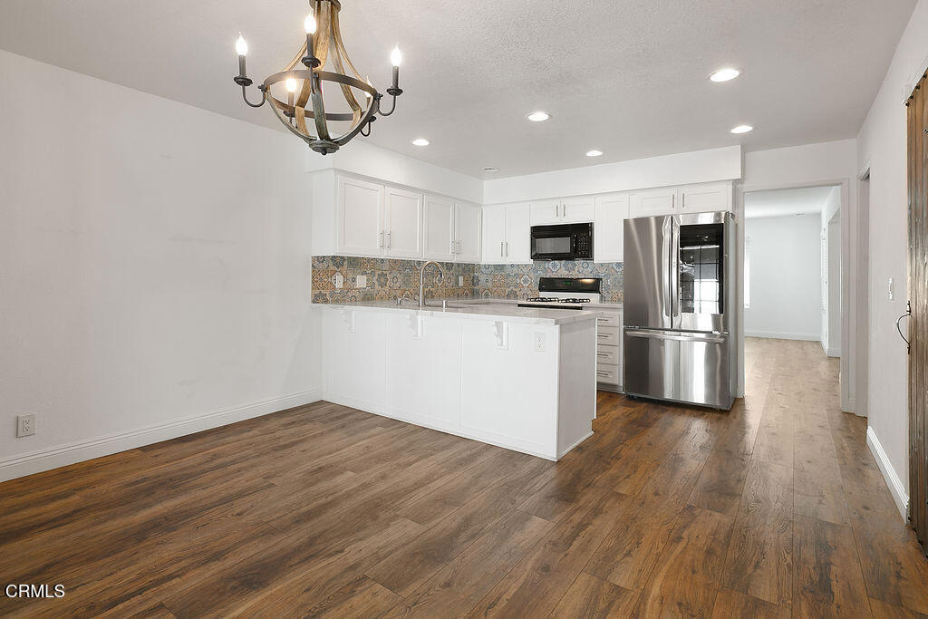 Village Glen-724 - Residential Lease