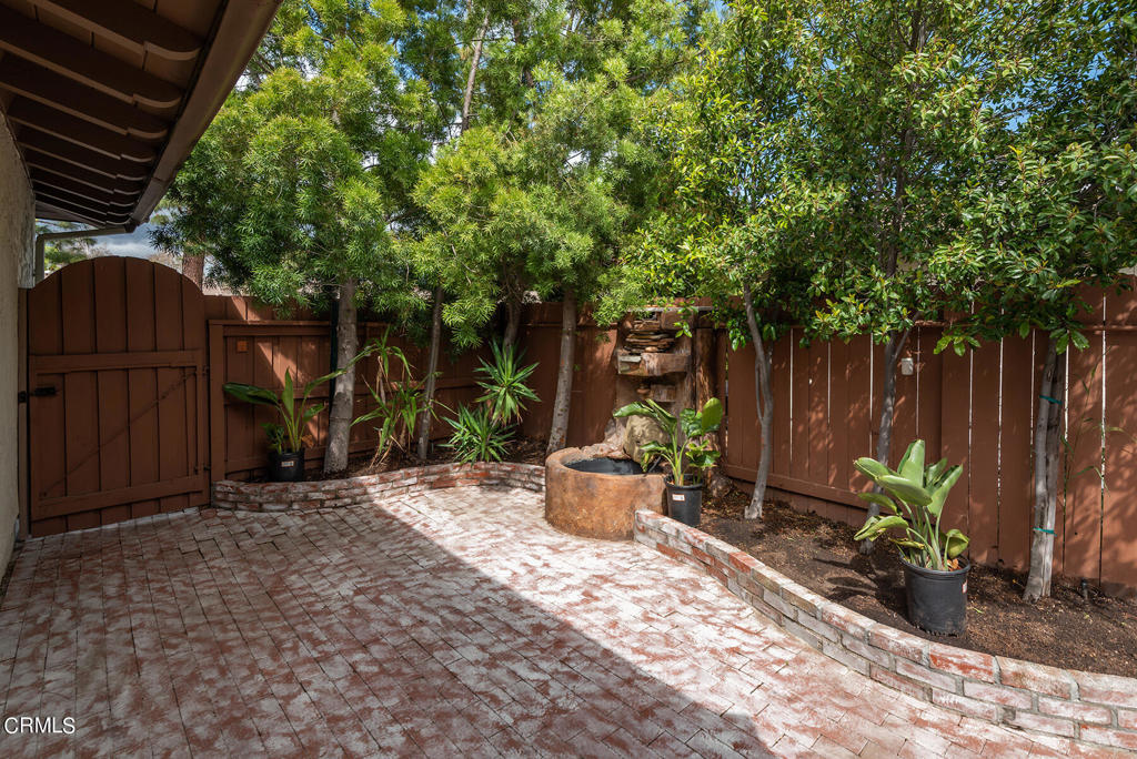 Village Glen-724 - Residential Lease