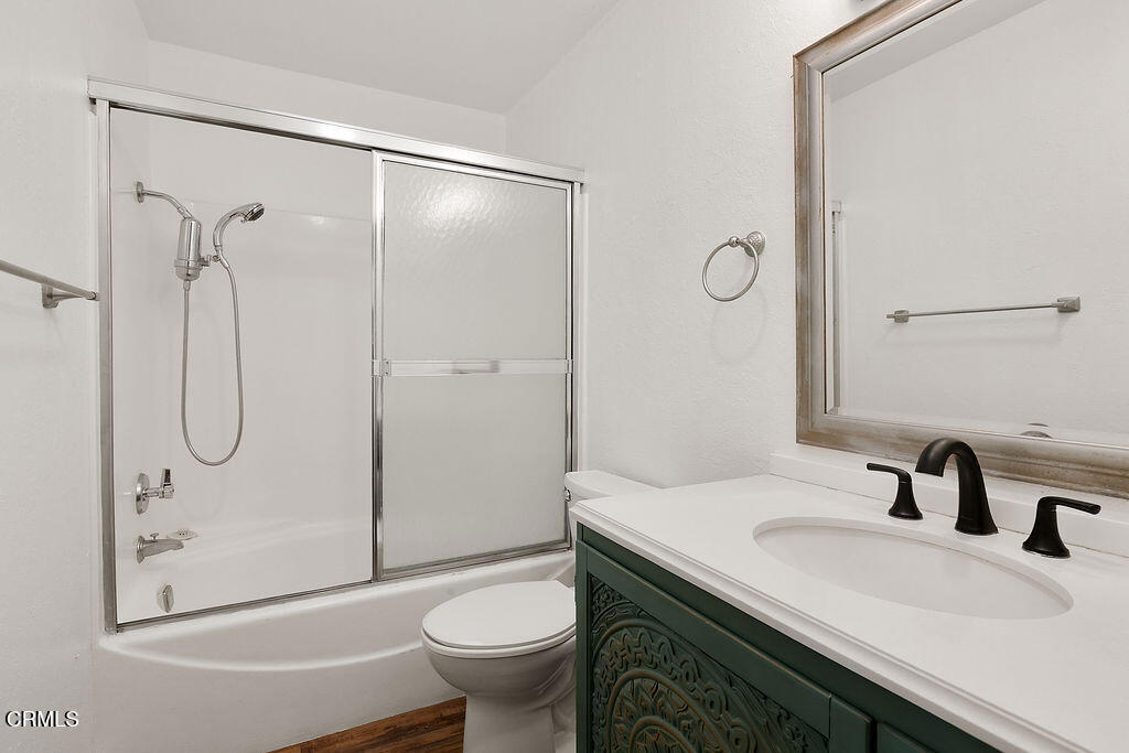 Village Glen-724 - Residential Lease