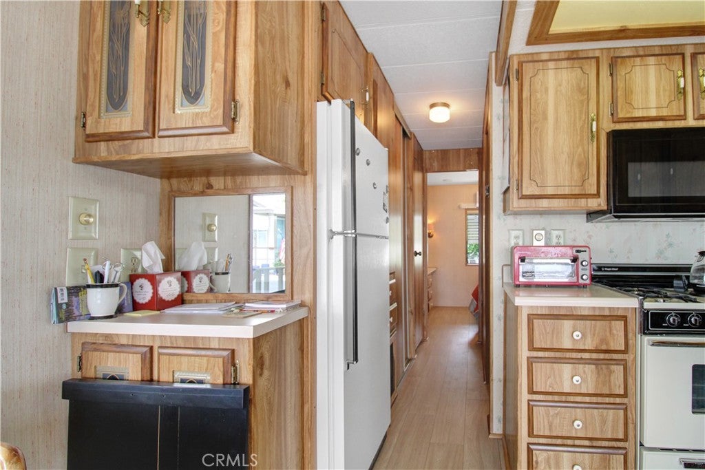 70201 Aurora Road 110