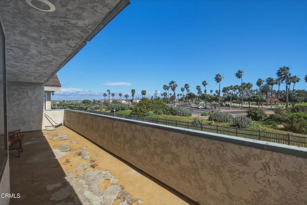 Oxnard, California, 93035, United States, 4 Bedrooms Bedrooms, ,4 BathroomsBathrooms,Residential,Active,2041537