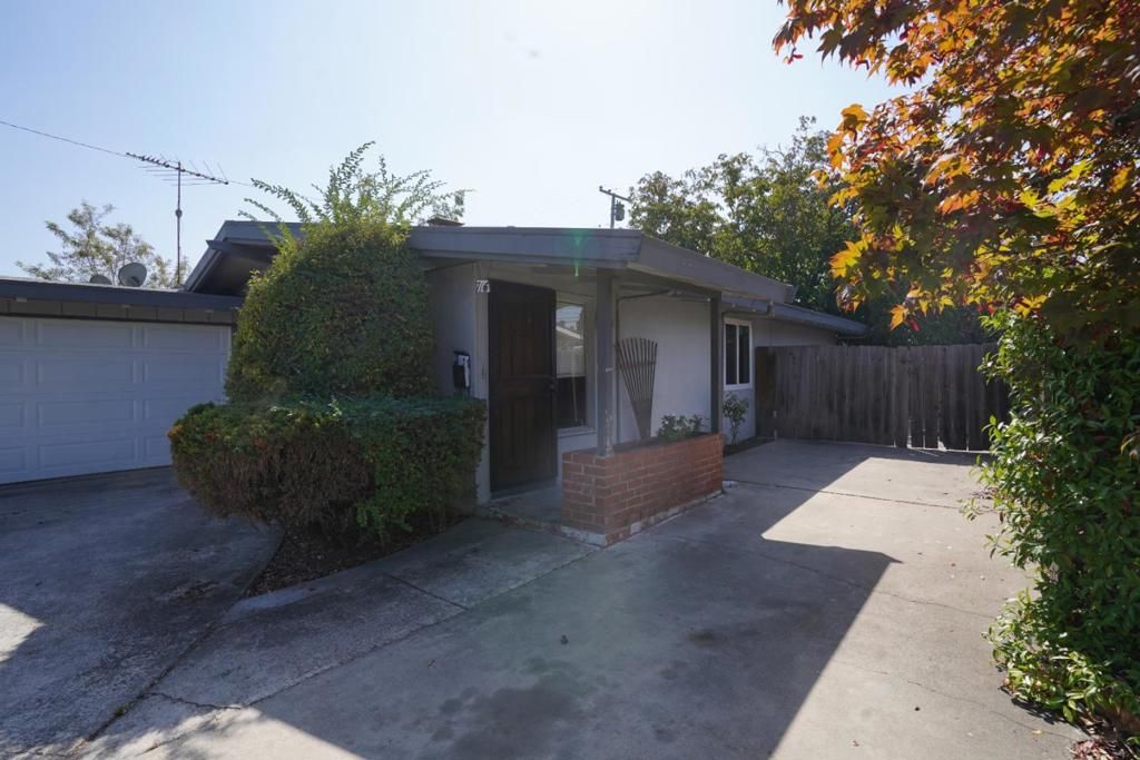 Photo of 716 Lakechime Drive, Sunnyvale, CA 94089 (MLS # ML82023882)