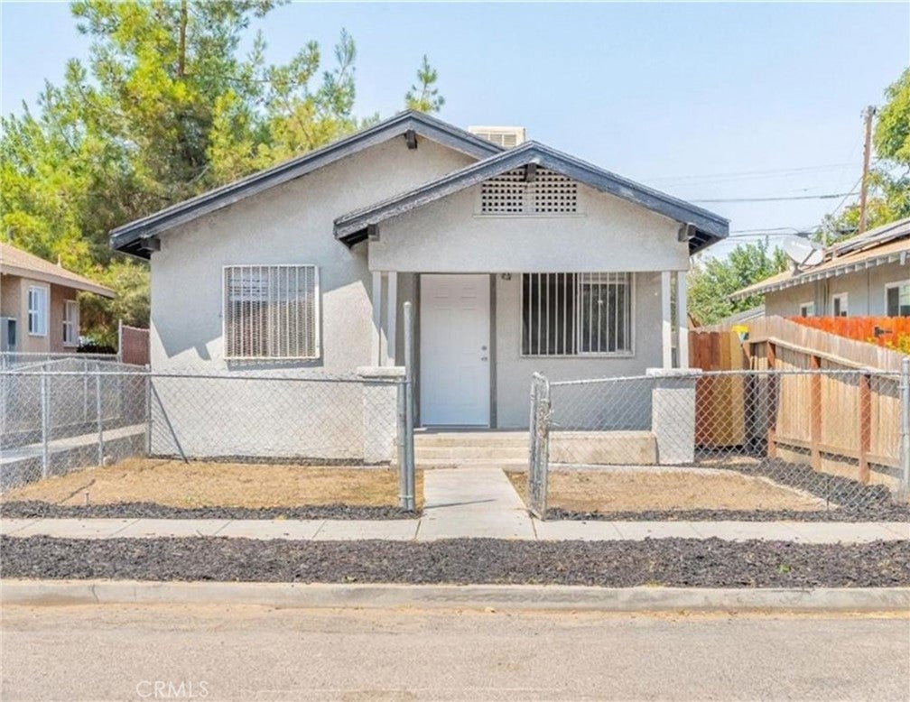 3137 E Townsend