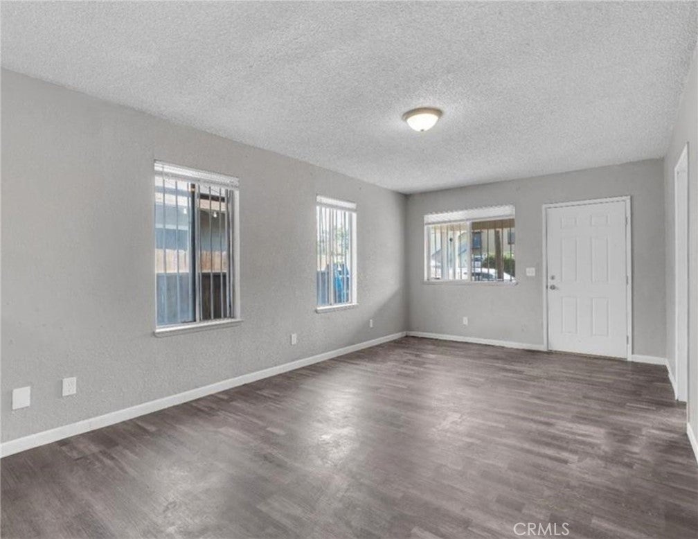 3137 E Townsend