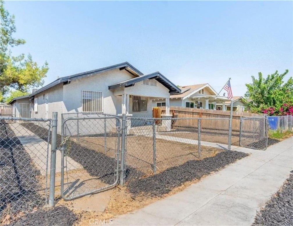 3137 E Townsend