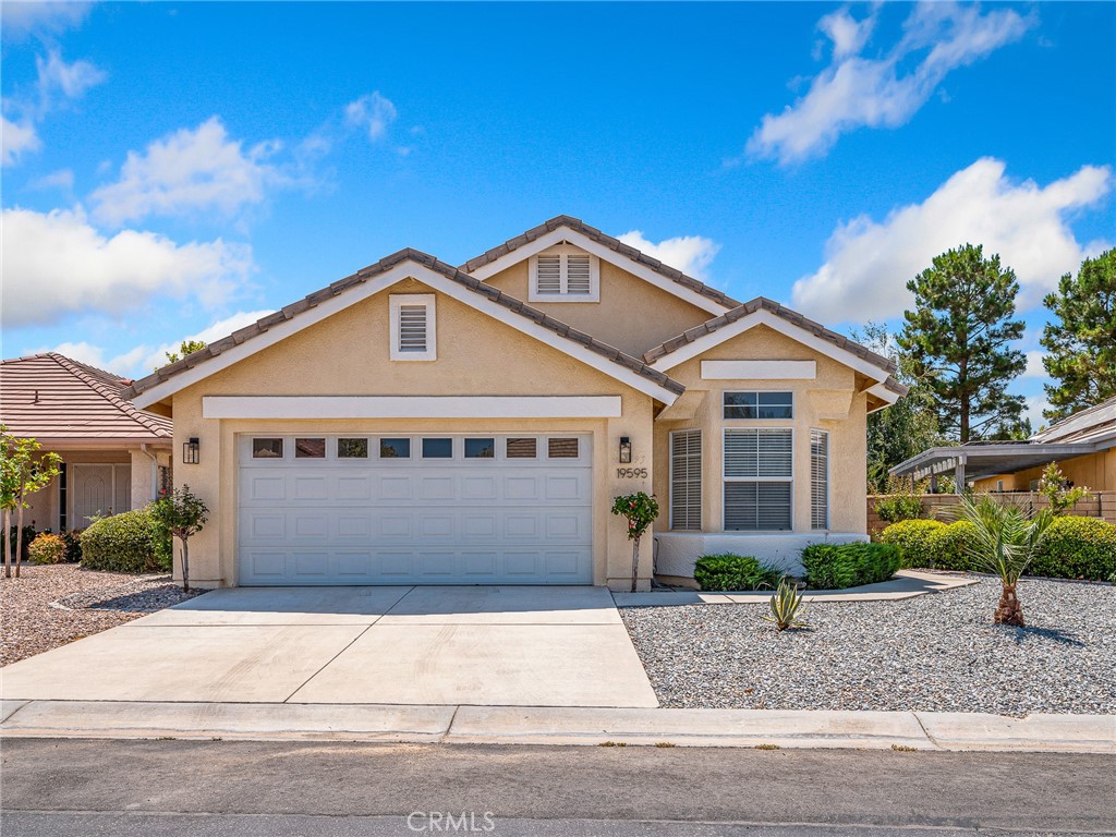 19595 Ironside Dr