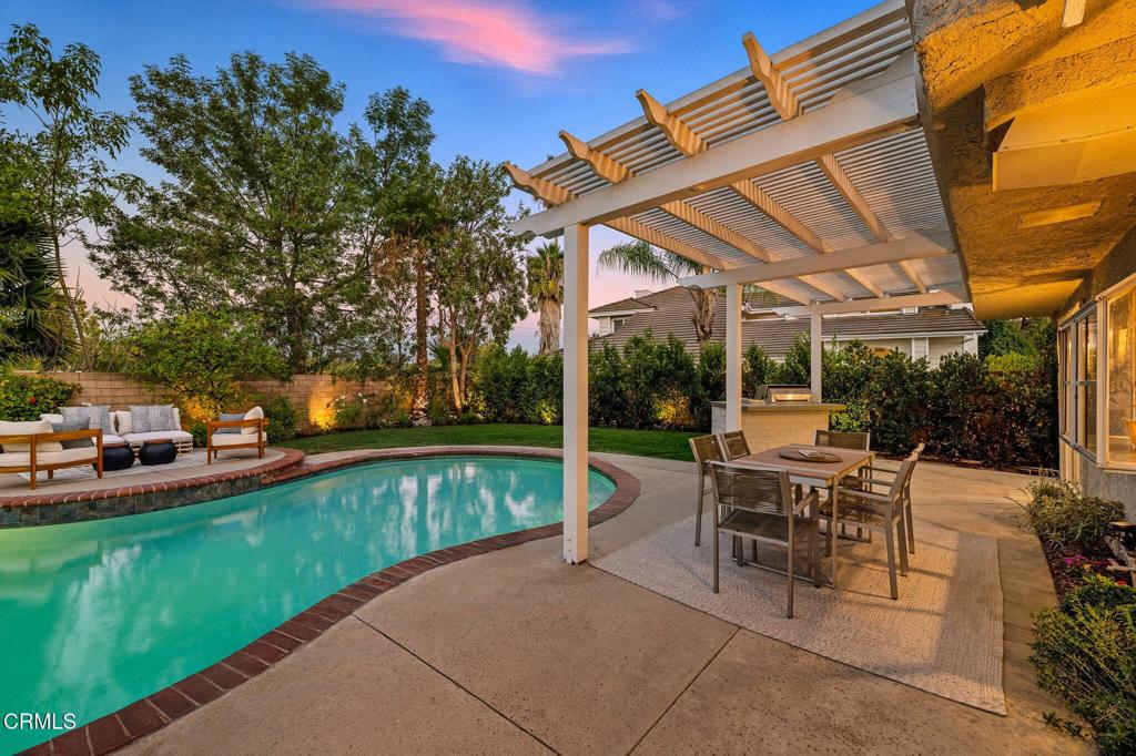 Oakcreek Village-879 - Residential