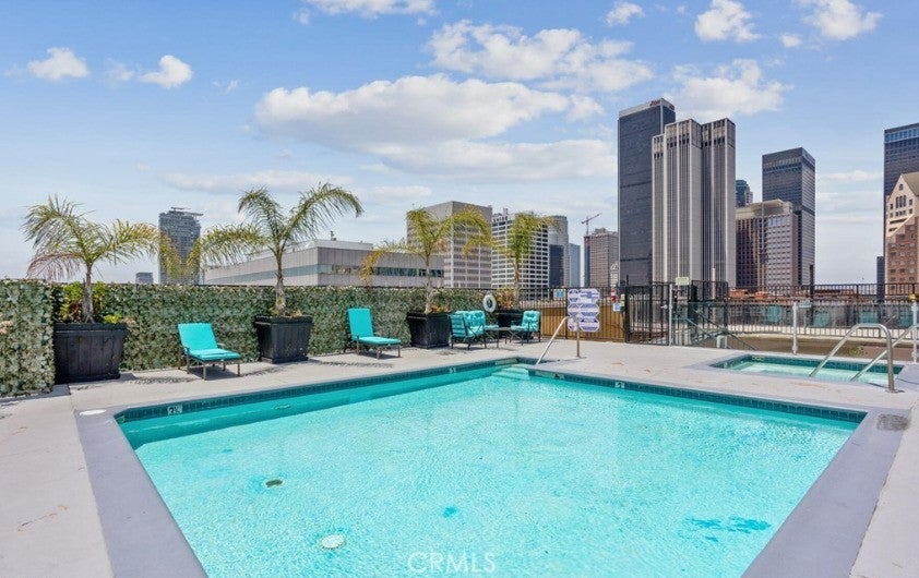 312 W 5th Street