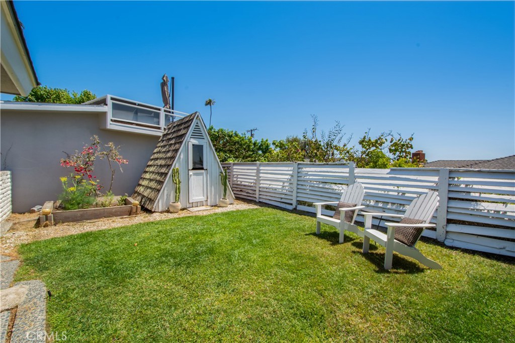 1575 Via Majorca, Laguna Beach CA 92651 - Photo 38