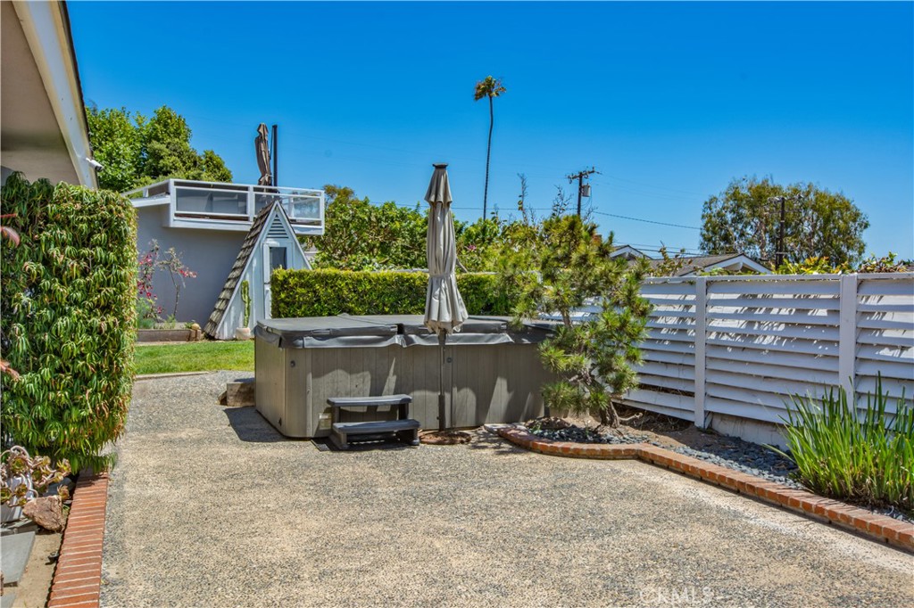 1575 Via Majorca, Laguna Beach CA 92651 - Photo 43
