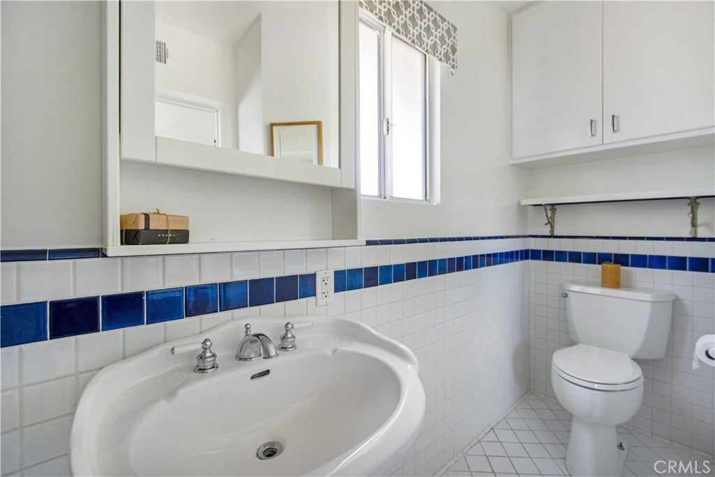 1575 Via Majorca, Laguna Beach CA 92651 - Photo 34
