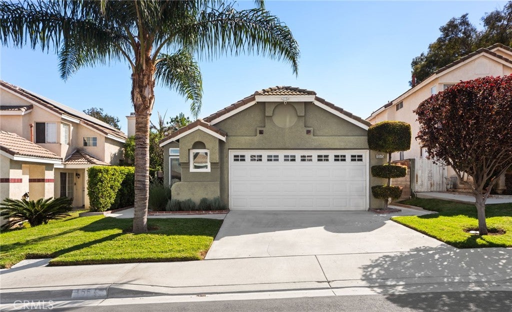 15575 Riviera