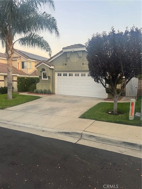Photo of 15575 Riviera LN, Fontana, CA 92337 (MLS # IG26209082)