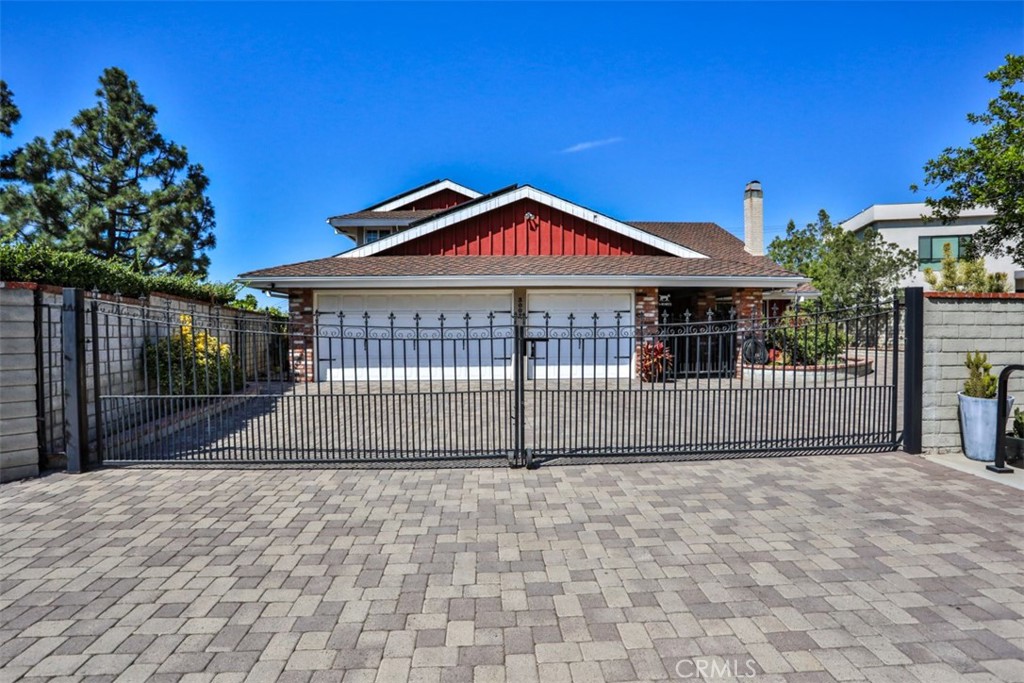 3003 Mesa Verde Drive