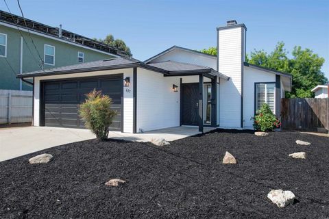 Photo of 625 10Th Street, Ramona, CA 92065 (MLS # NDP2604461)