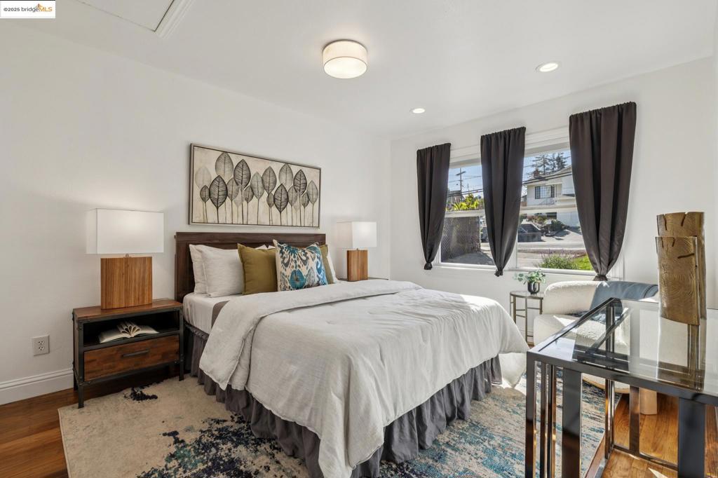 CASTRO VALLEY - Residential