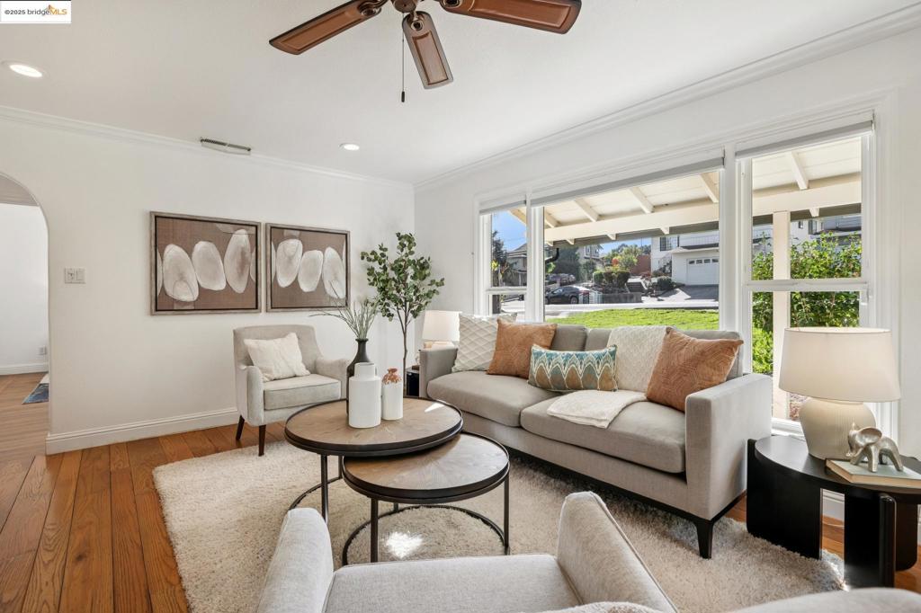 CASTRO VALLEY - Residential