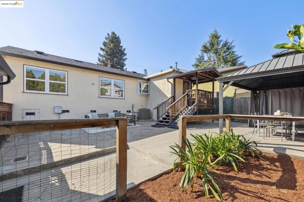 CASTRO VALLEY - Residential