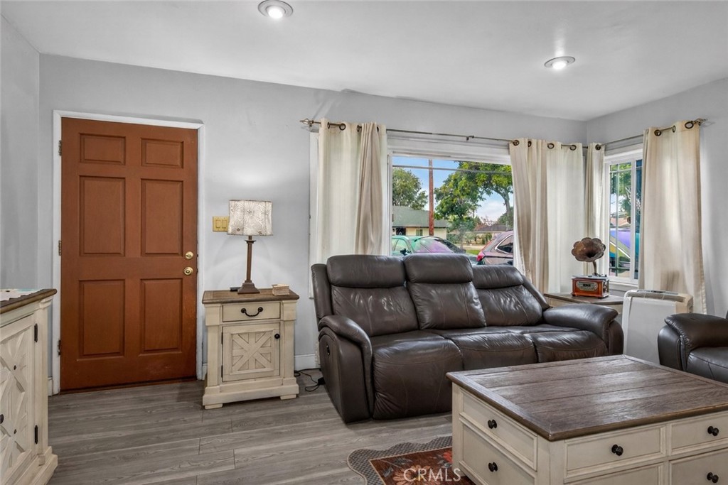 10534 Harvest Avenue