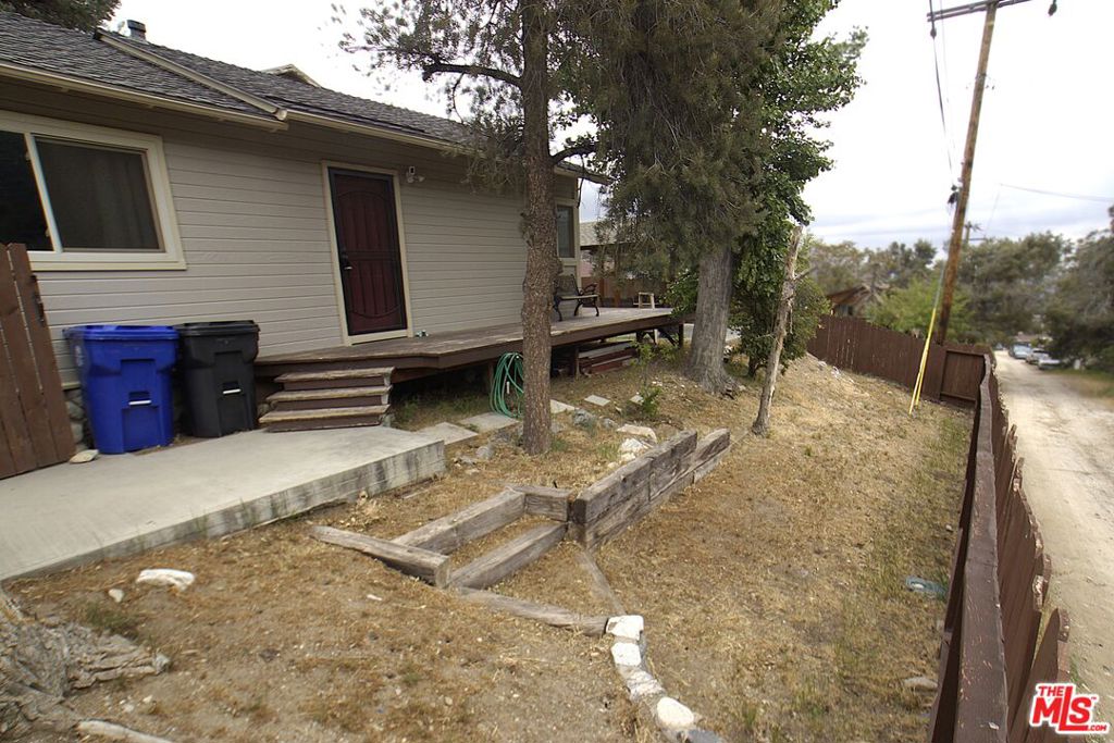 4229 Elliot Trail