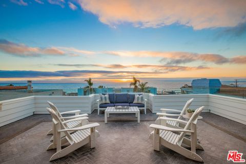Photo of 703 Bayview Drive, Manhattan Beach, CA 90266 (MLS # 26782387)