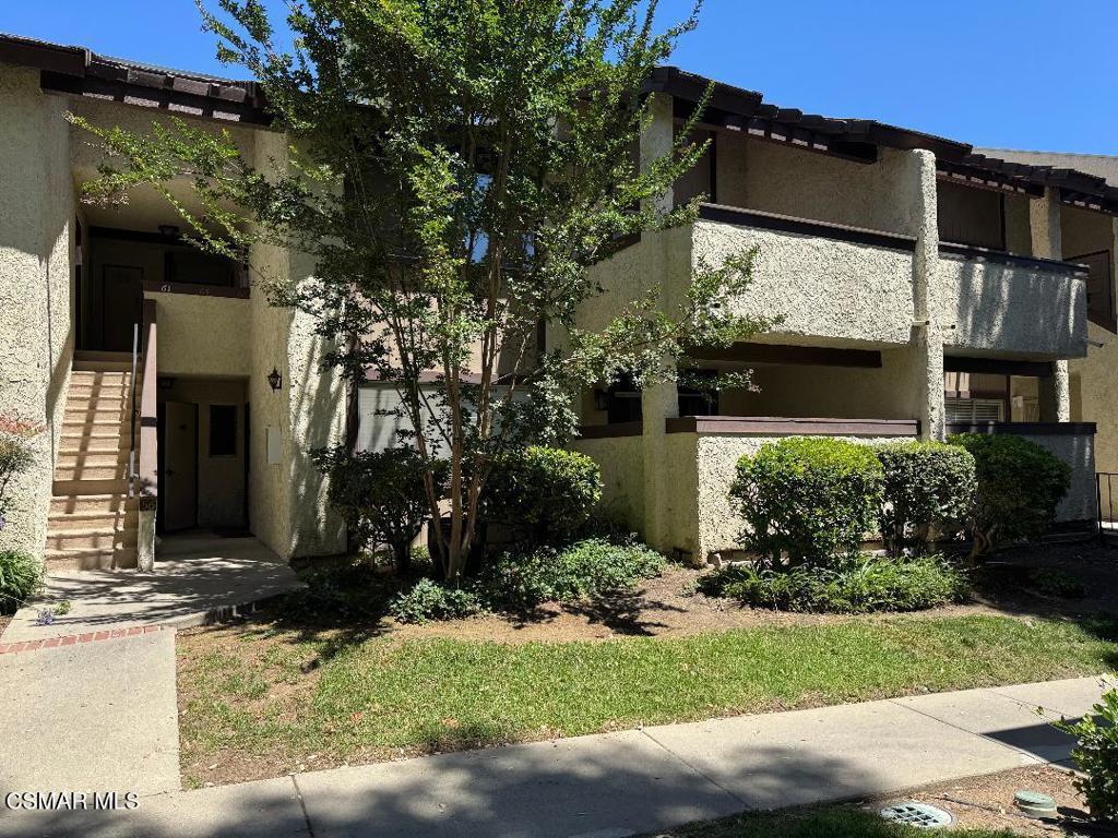 Welcome to this charming 1 bedroom+1 bathroom, lower-level unit situated in a highly desirable neighborhood in the heart of Thousand Oaks. This home has unlimited outside parking and NO garage. This spacious and inviting unit features a bright and airy living room and includes an open kitchen with ample counter space and storage galore. Private enclosed patio. Well-maintained grounds and access to spa. Call today for easy showing. Washer and Dryer located directly adjacent to the unit. No garage.