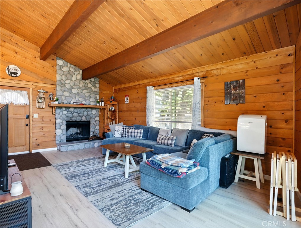 Green Valley Lake (GVLK) - Residential