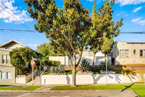 Photo of 1925 Berkeley Ave, Echo Park, CA 90026 (MLS # CV25231207)
