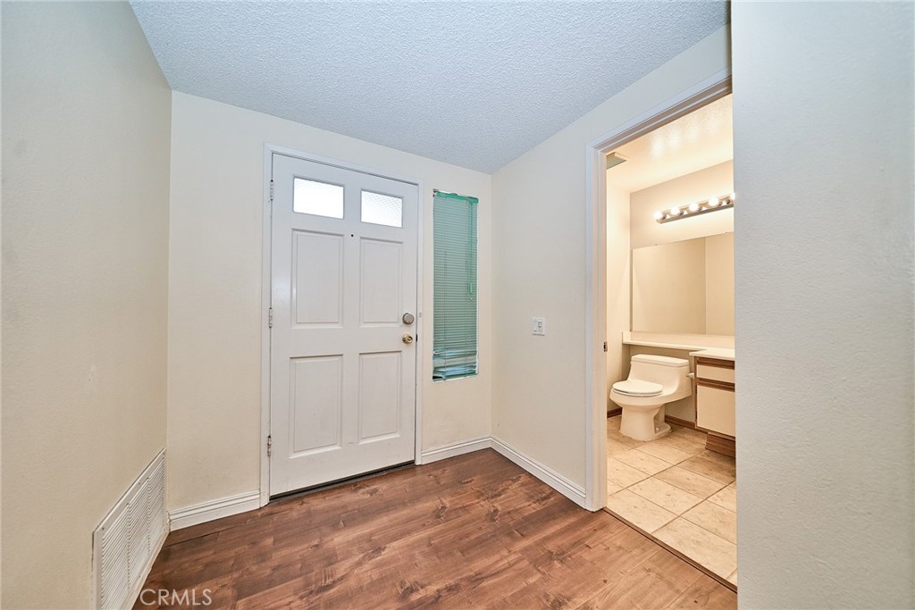 380 Deerfield, Irvine CA 92606 - Photo 9