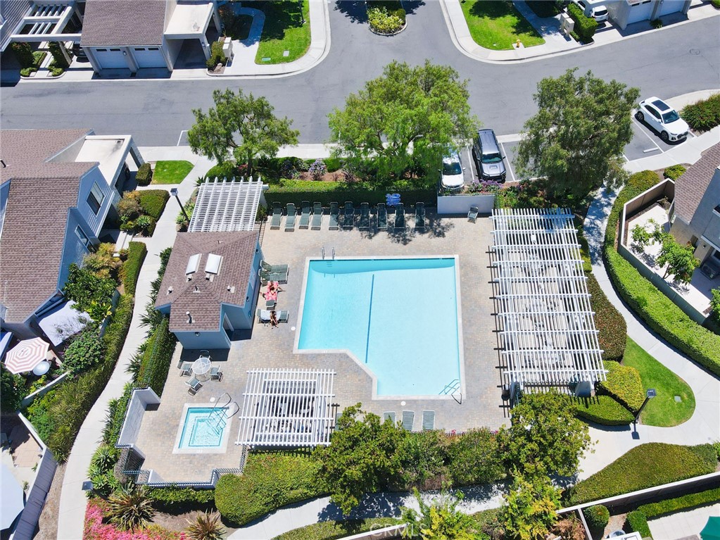 380 Deerfield