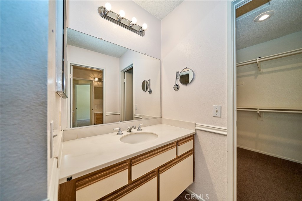 380 Deerfield, Irvine CA 92606 - Photo 24
