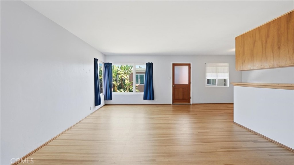 1020 E 2nd Street 10