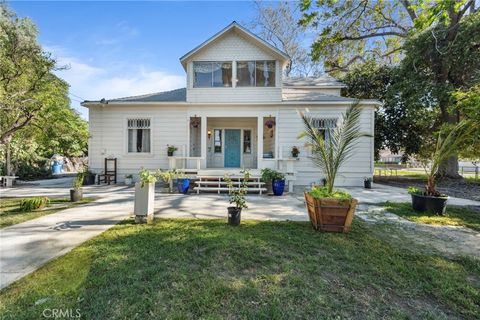 318 E 11th Street Pomona CA 91766