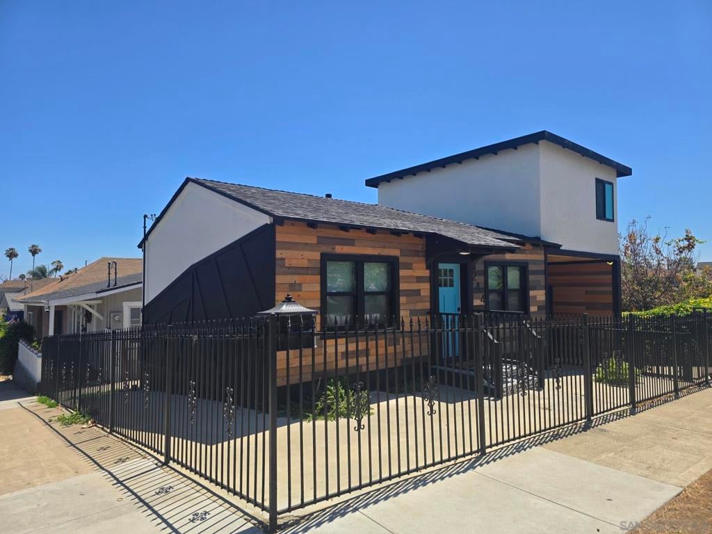 244 26Th St St, San Diego CA 92102