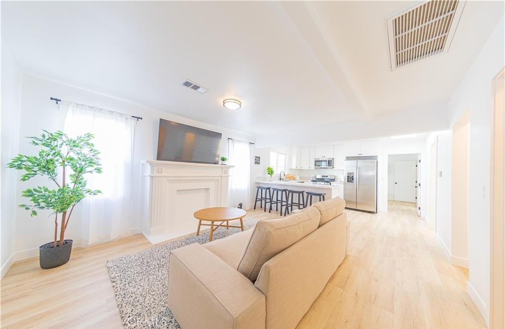 3922 W 28th