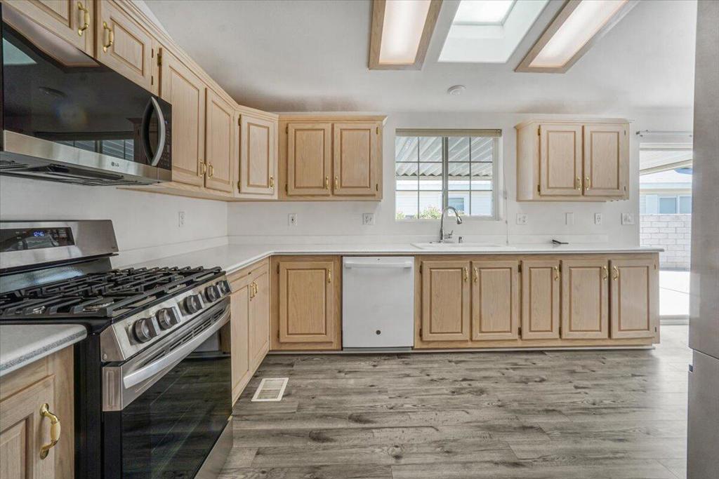 Palm Desert Greens - Manufactured In Park