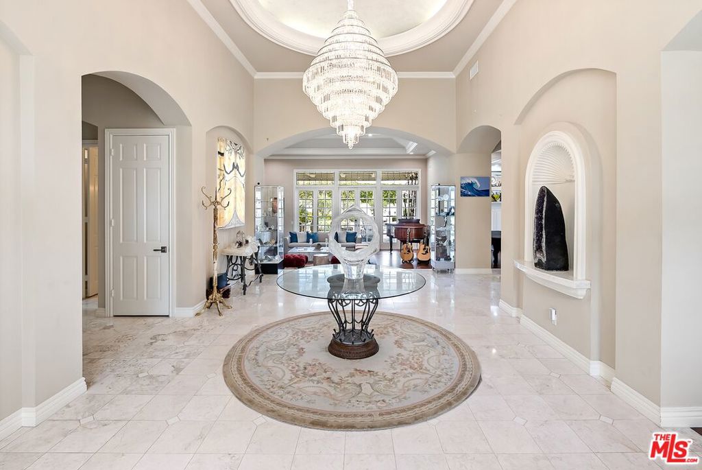 1403 Kingsboro Court