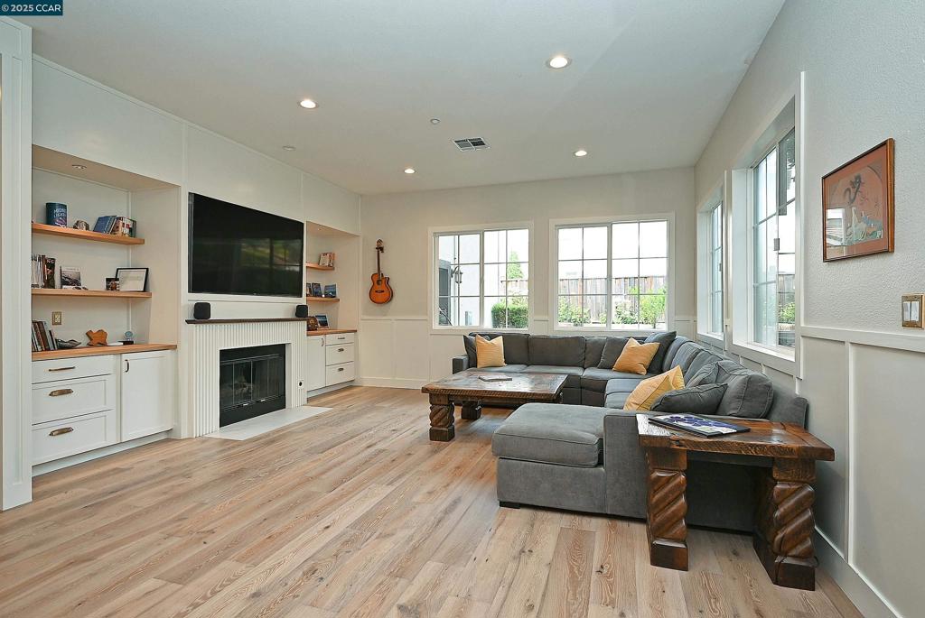 RELIEZ HIGHLANDS - Residential