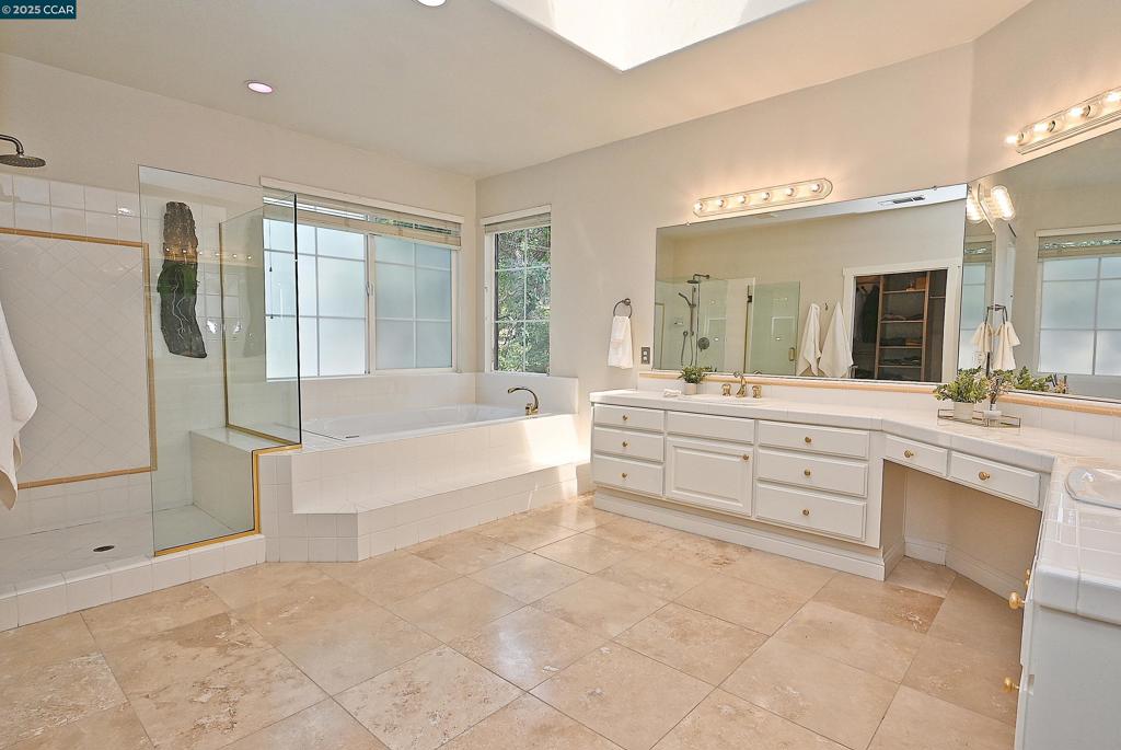 RELIEZ HIGHLANDS - Residential