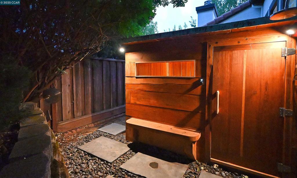 RELIEZ HIGHLANDS - Residential