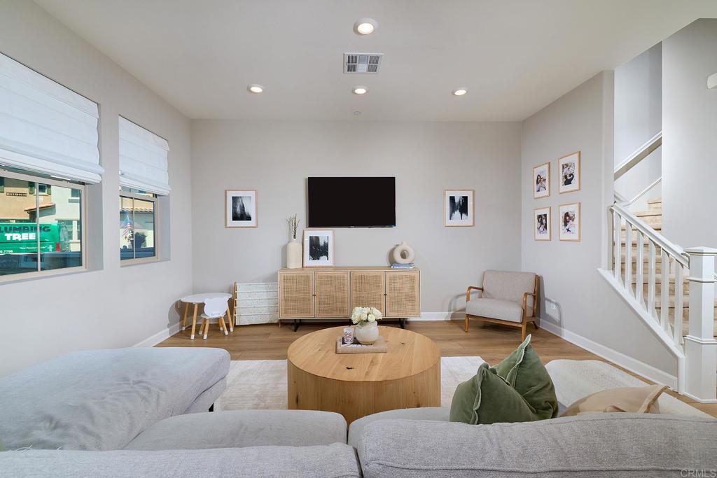1065 Delpy View